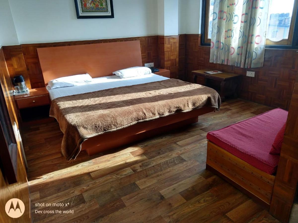 Bon Hotel Crystal Palace Gangtok Extérieur photo